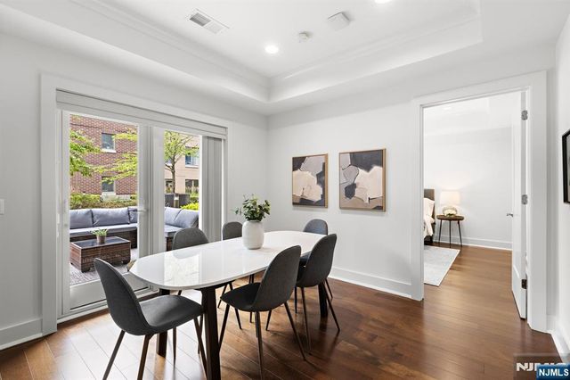 150 Henley Place 213, Weehawken, NJ 07086