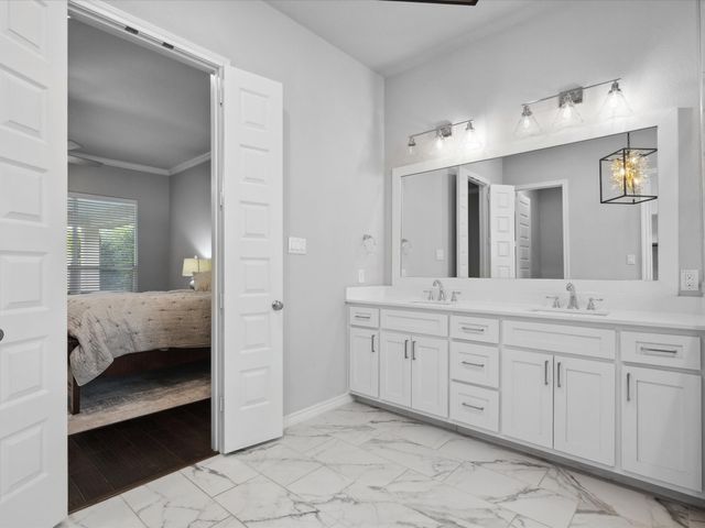 324 Nursery Lane, Fort Worth, TX 76114