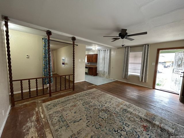 216 Clutter, San Antonio, TX 78214