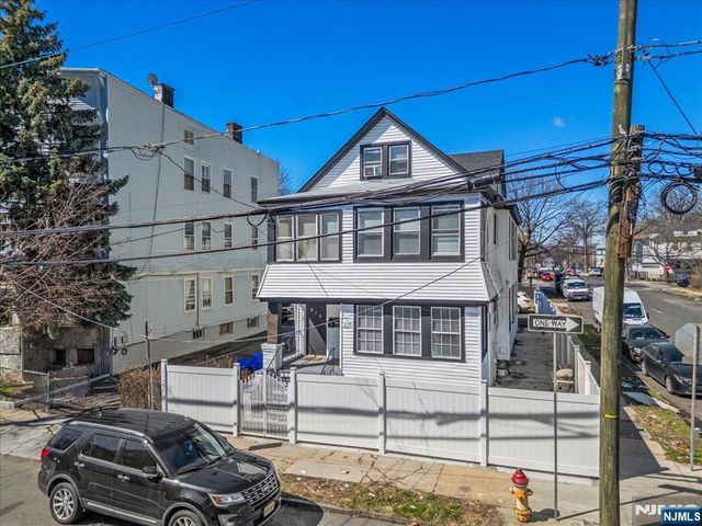 913 19th Street, Newark, NJ 07108