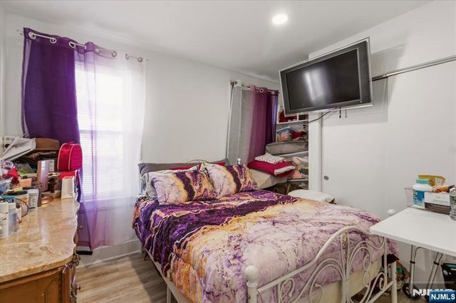 913 19th Street, Newark, NJ 07108