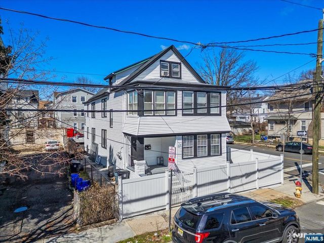 913 19th Street, Newark, NJ 07108