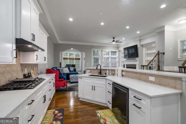 4280 Kingston Gate Cove, Atlanta, GA 30341