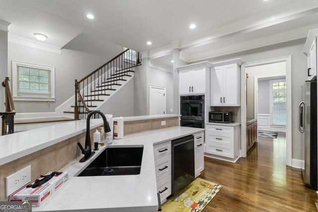 4280 Kingston Gate Cove, Atlanta, GA 30341