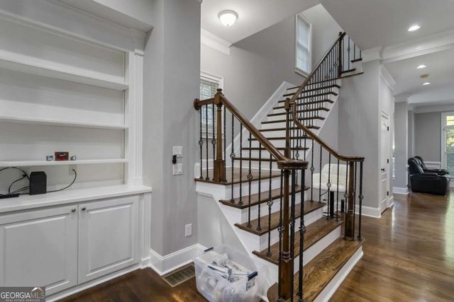 4280 Kingston Gate Cove, Atlanta, GA 30341