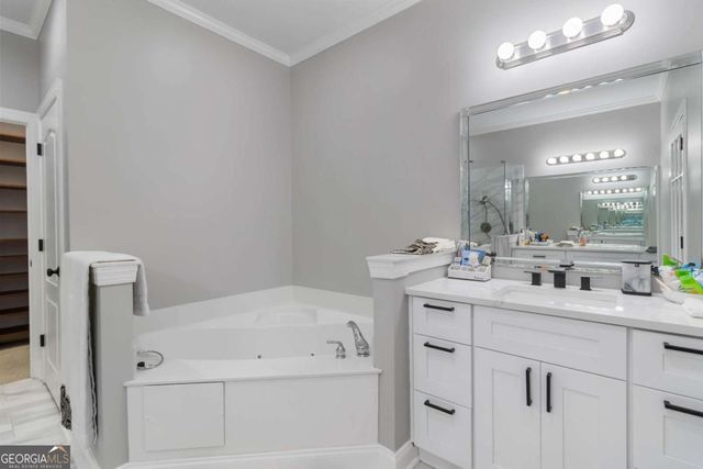 4280 Kingston Gate Cove, Atlanta, GA 30341