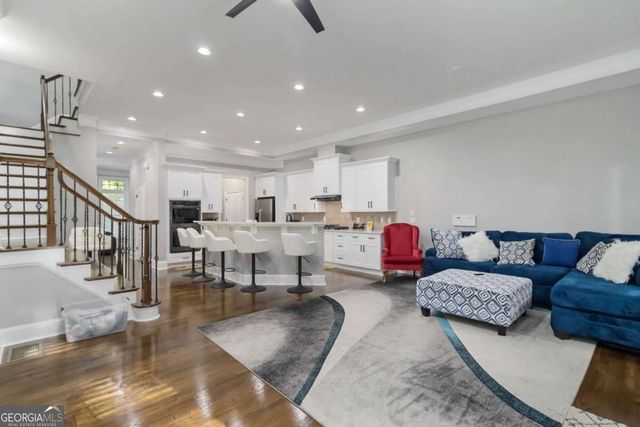 4280 Kingston Gate Cove, Atlanta, GA 30341