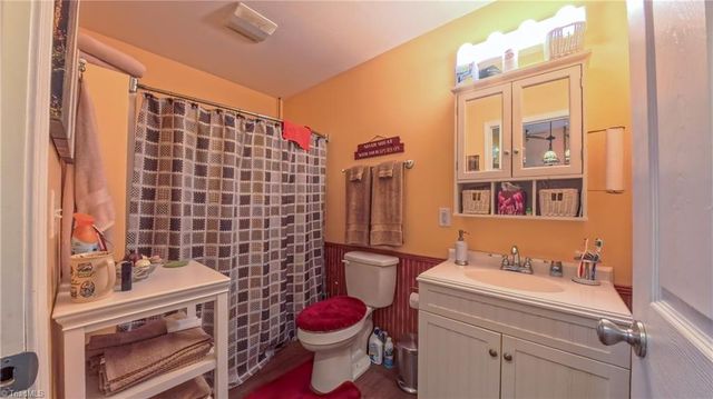 1566 Thore Road, Pinnacle, NC 27043