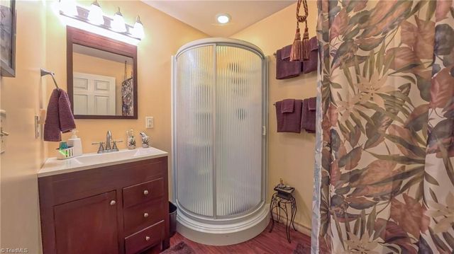 1566 Thore Road, Pinnacle, NC 27043