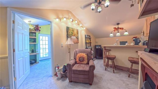 1566 Thore Road, Pinnacle, NC 27043