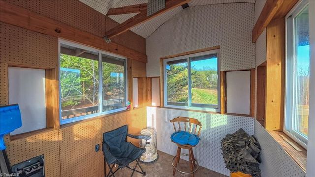 1566 Thore Road, Pinnacle, NC 27043