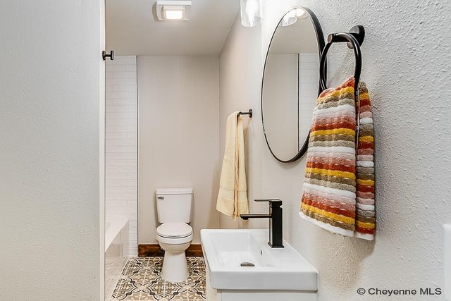 515 E 21ST ST, Cheyenne, WY 82001