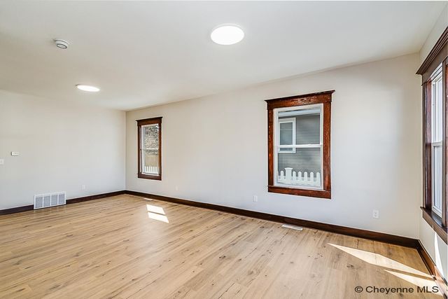515 E 21ST ST, Cheyenne, WY 82001