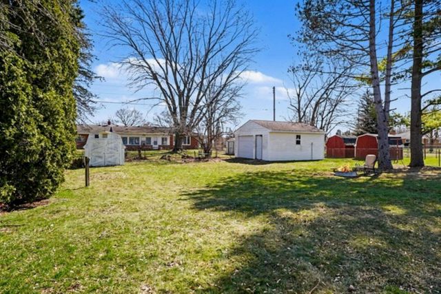 3445 Bluebird Drive, Saginaw, MI 48601