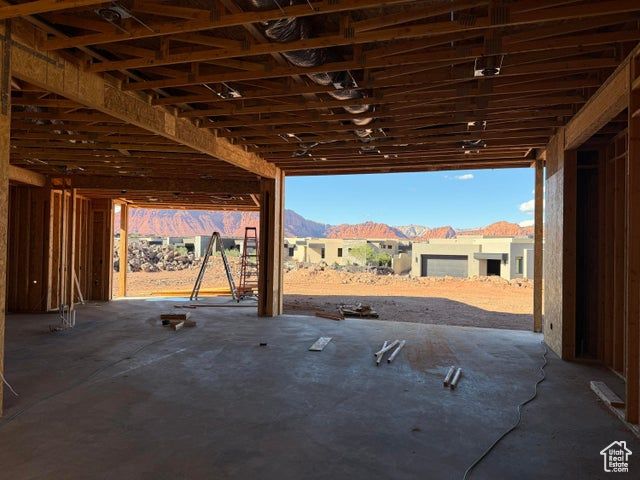 2874 W INDIAN PEAKS CIR, St. George, UT 84770