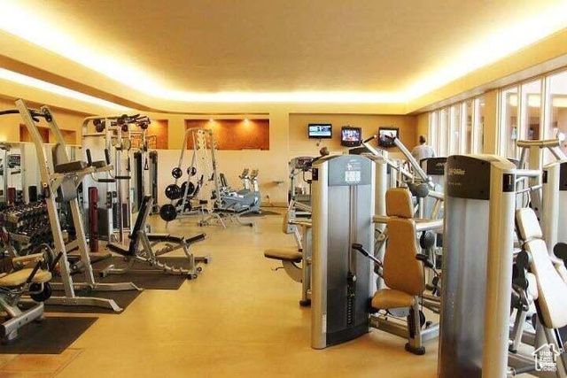 2874 W INDIAN PEAKS CIR, St. George, UT 84770