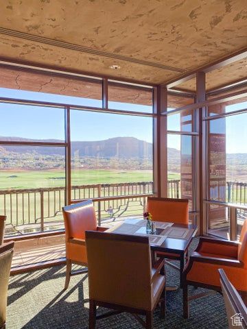 2874 W INDIAN PEAKS CIR, St. George, UT 84770