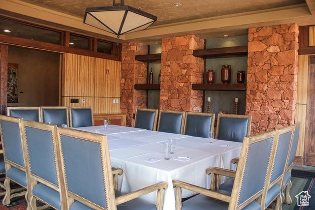 2874 W INDIAN PEAKS CIR, St. George, UT 84770