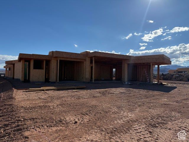 2874 W INDIAN PEAKS CIR, St. George, UT 84770