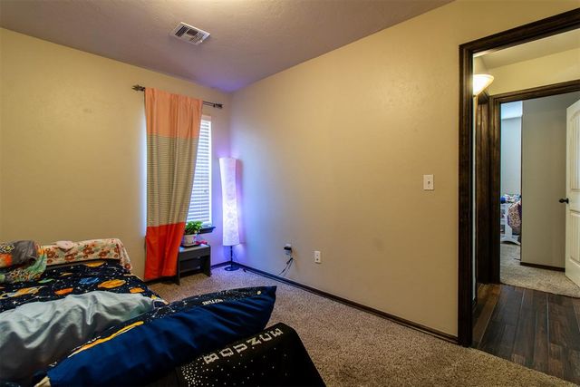 2305 Makaila Way, Yukon, OK 73099