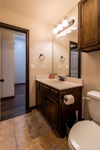 2305 Makaila Way, Yukon, OK 73099