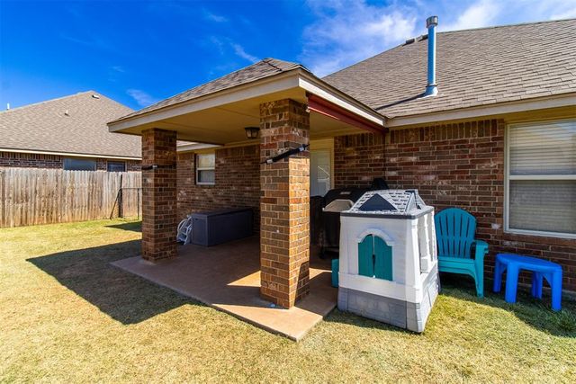 2305 Makaila Way, Yukon, OK 73099