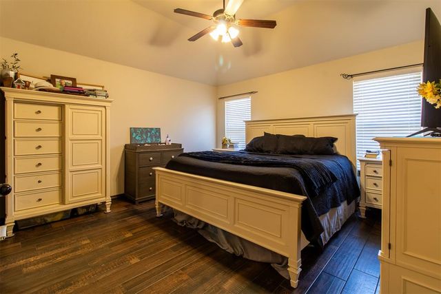 2305 Makaila Way, Yukon, OK 73099