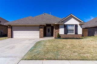 2305 Makaila Way, Yukon, OK 73099