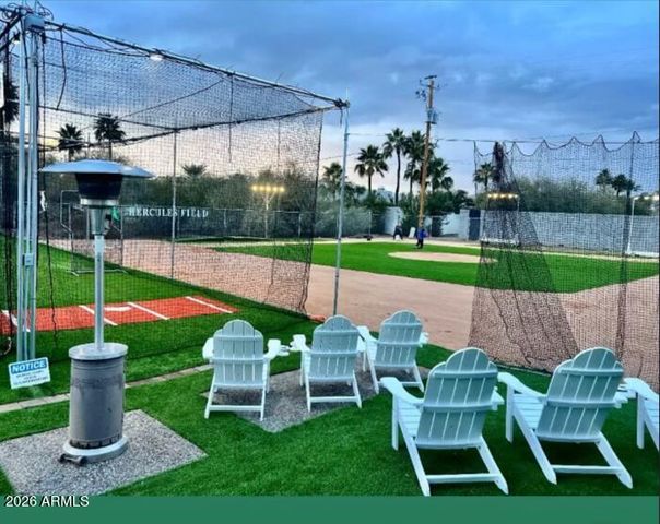 8226 E SHEA Boulevard, Scottsdale, AZ 85260