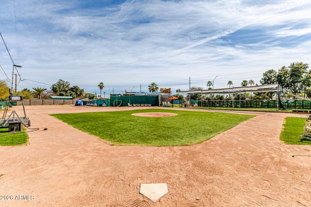 8226 E SHEA Boulevard, Scottsdale, AZ 85260