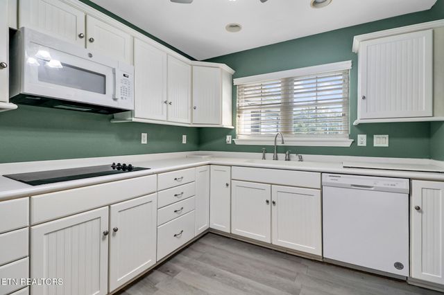 246 Autumn Drive, Crossville, TN 38571