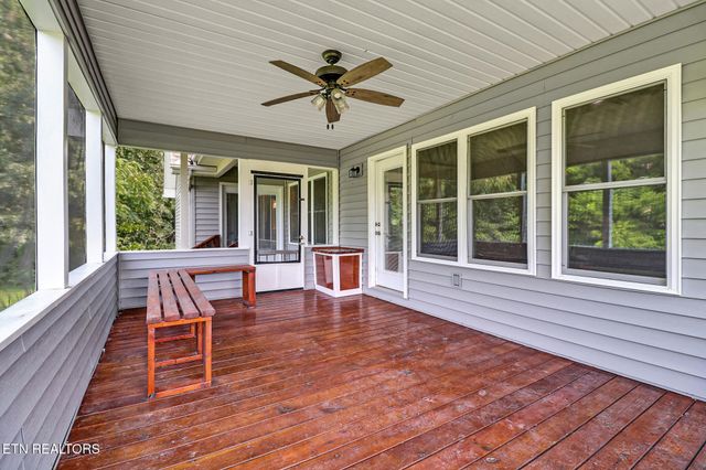246 Autumn Drive, Crossville, TN 38571