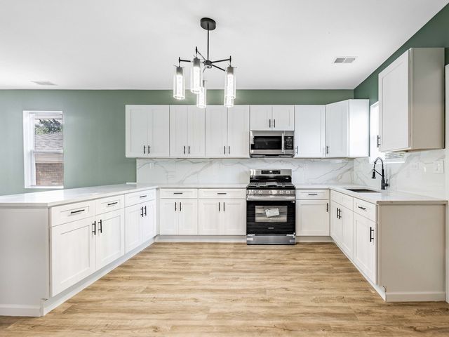 12934 Mozart Street, Blue Island, IL 60406