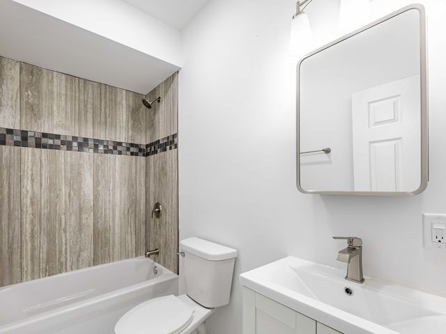 12934 Mozart Street, Blue Island, IL 60406