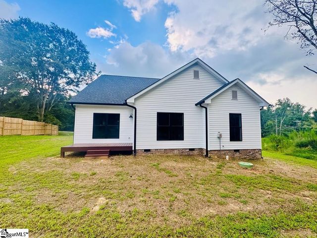 704 Sherwood Avenue, Honea Path, SC 29654