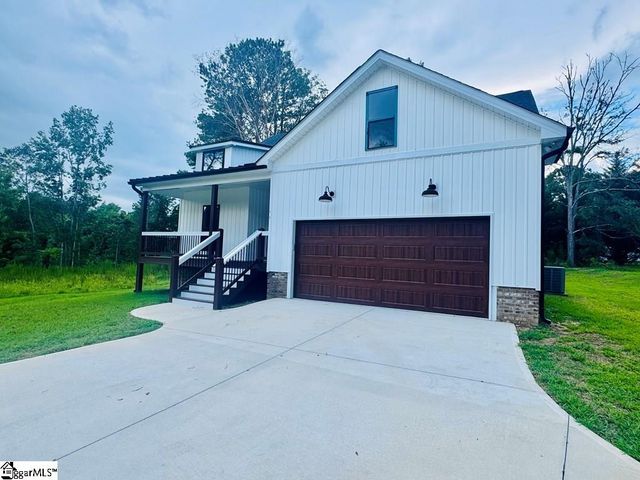 704 Sherwood Avenue, Honea Path, SC 29654