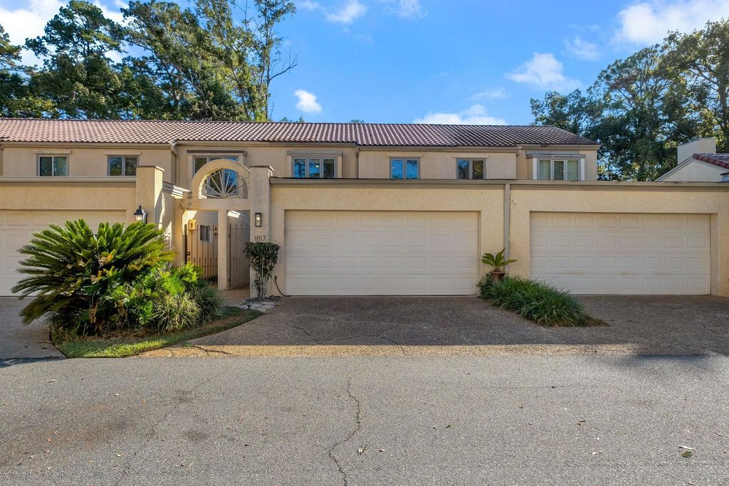 Image 3 of property listing at 1817 Atlantis Place, Tallahassee, FL 32303