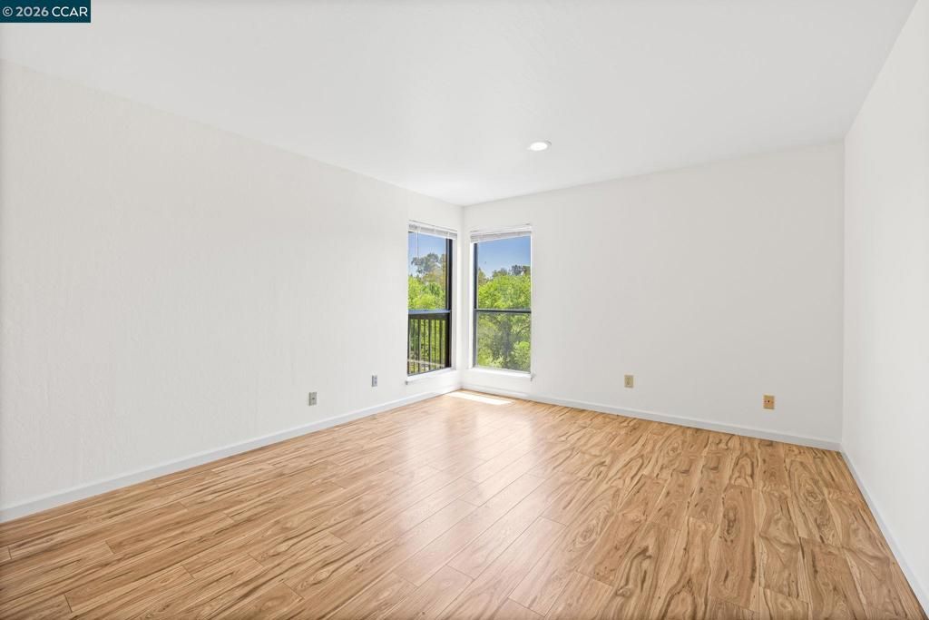 Image 10 of property listing at 1790 Ellis St 28, Concord, CA 94520