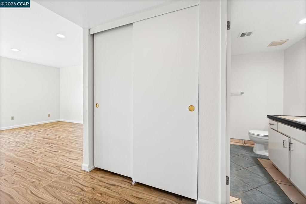 Image 11 of property listing at 1790 Ellis St 28, Concord, CA 94520