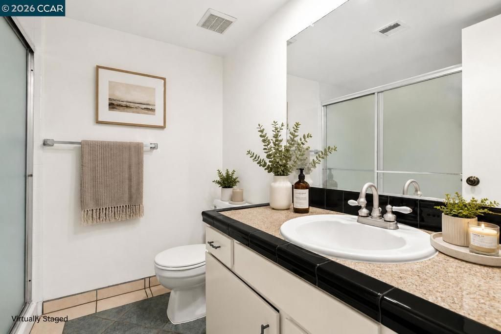 Image 12 of property listing at 1790 Ellis St 28, Concord, CA 94520