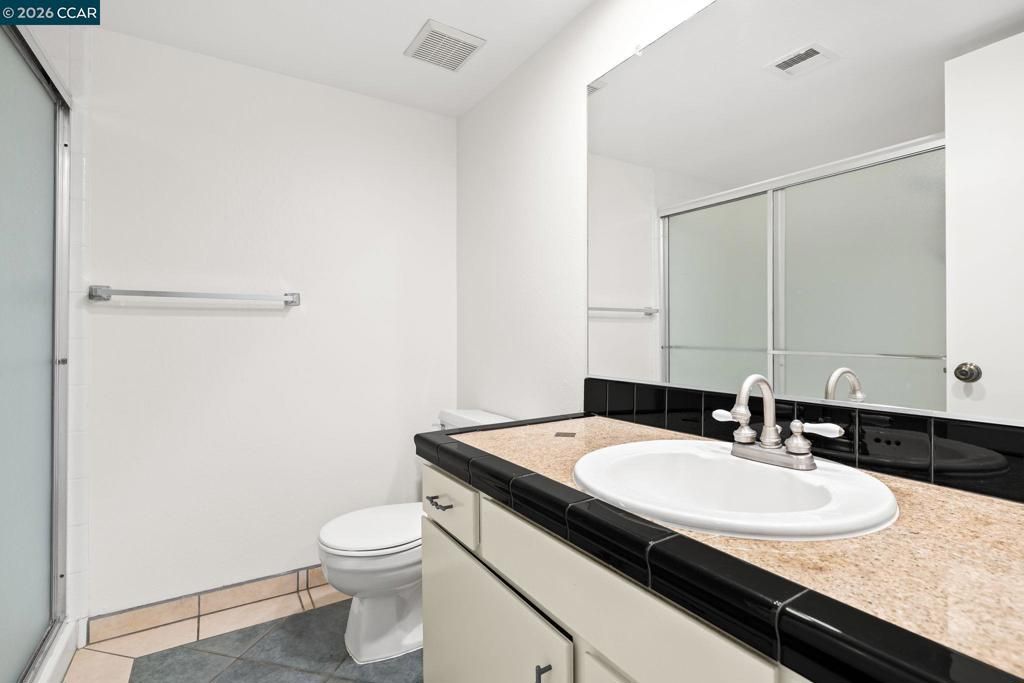 Image 13 of property listing at 1790 Ellis St 28, Concord, CA 94520