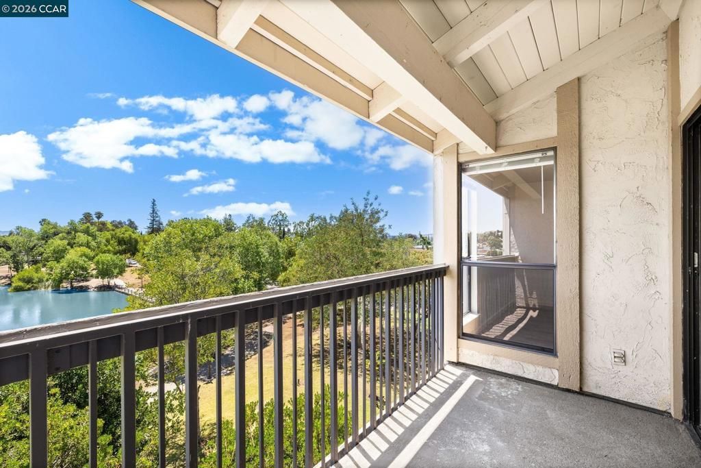 Image 17 of property listing at 1790 Ellis St 28, Concord, CA 94520