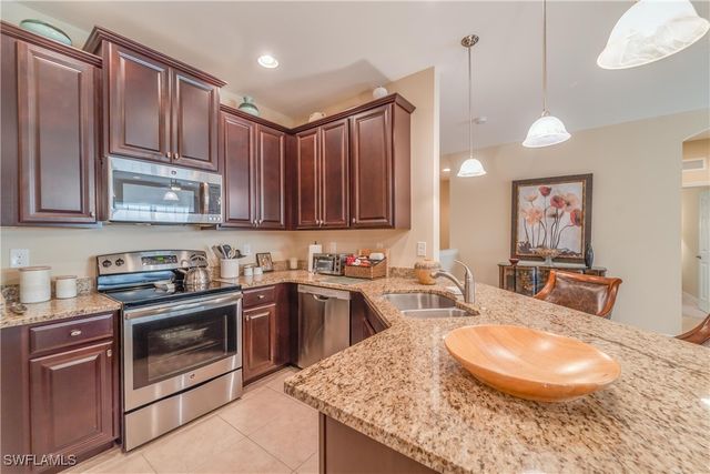 8540 Violeta ST 202, Estero, FL 34135