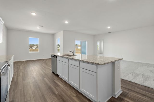 550 Silver Pidgeon St, Aynor, SC 29511