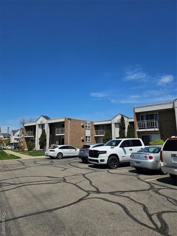 1605 Cass Lake Road 20, Keego Harbor, MI 48320