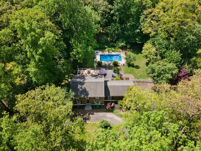 95 Pine Hill Road, Highland Mills, NY 10930