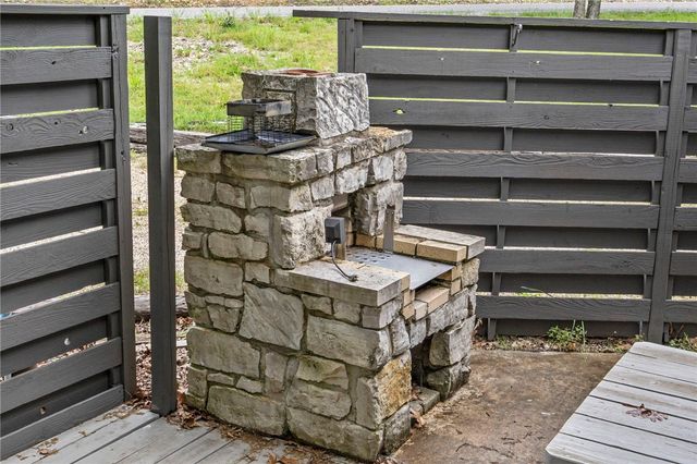3889 Mundell Road, Eureka Springs, AR 72631