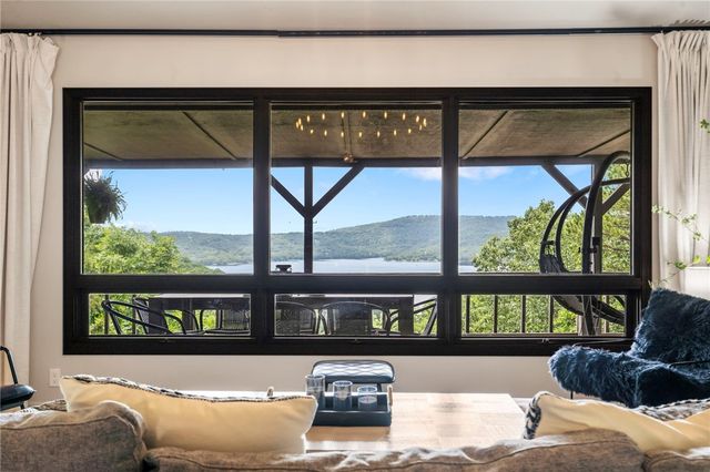 3889 Mundell Road, Eureka Springs, AR 72631