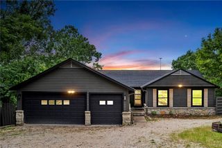 3889 Mundell Road, Eureka Springs, AR 72631