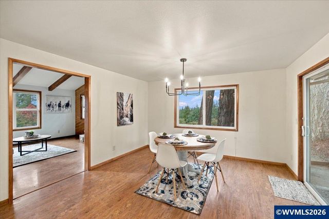 2801 Arlington Dr NW, Albany, OR 97321